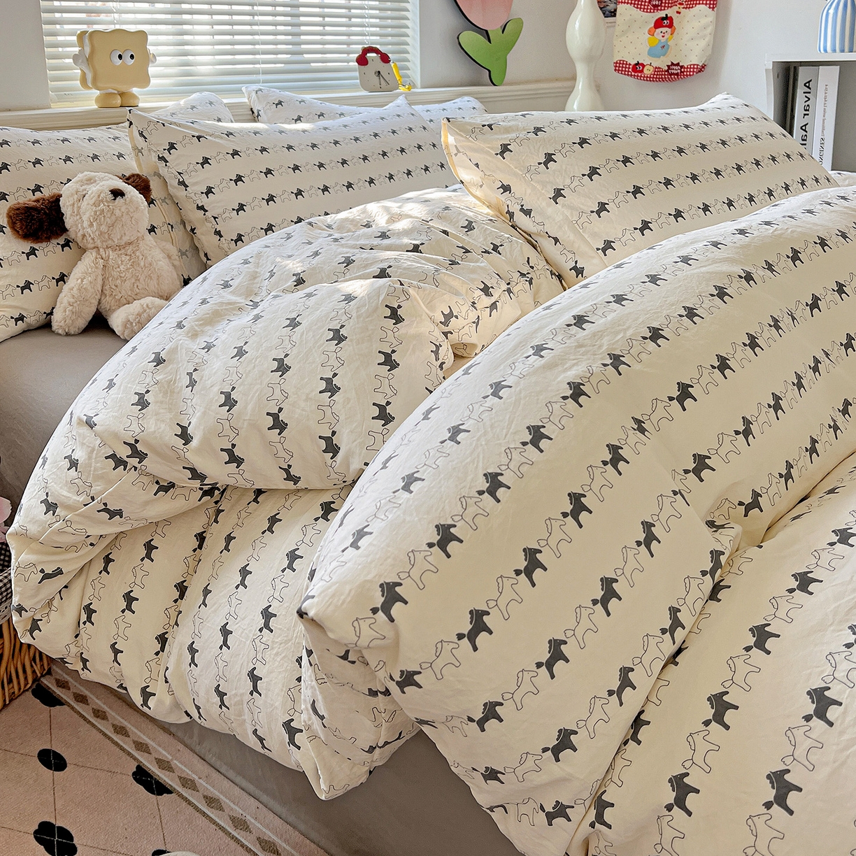 91家纺网 家纺一手货源 找家纺 暖芯优选 2025新款加厚爆款小布袋韩国古法水洗棉床单学生三件套床笠款四件套 小马漫步