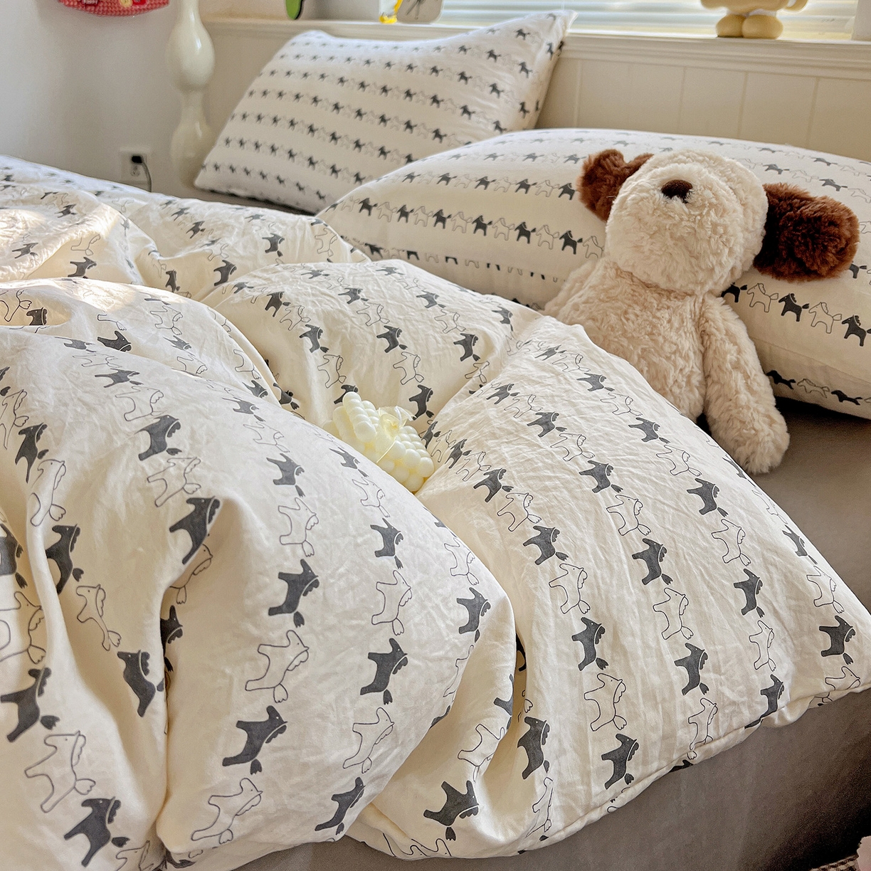 91家纺网 家纺一手货源 找家纺 暖芯优选 2025新款加厚爆款小布袋韩国古法水洗棉床单学生三件套床笠款四件套 小马漫步