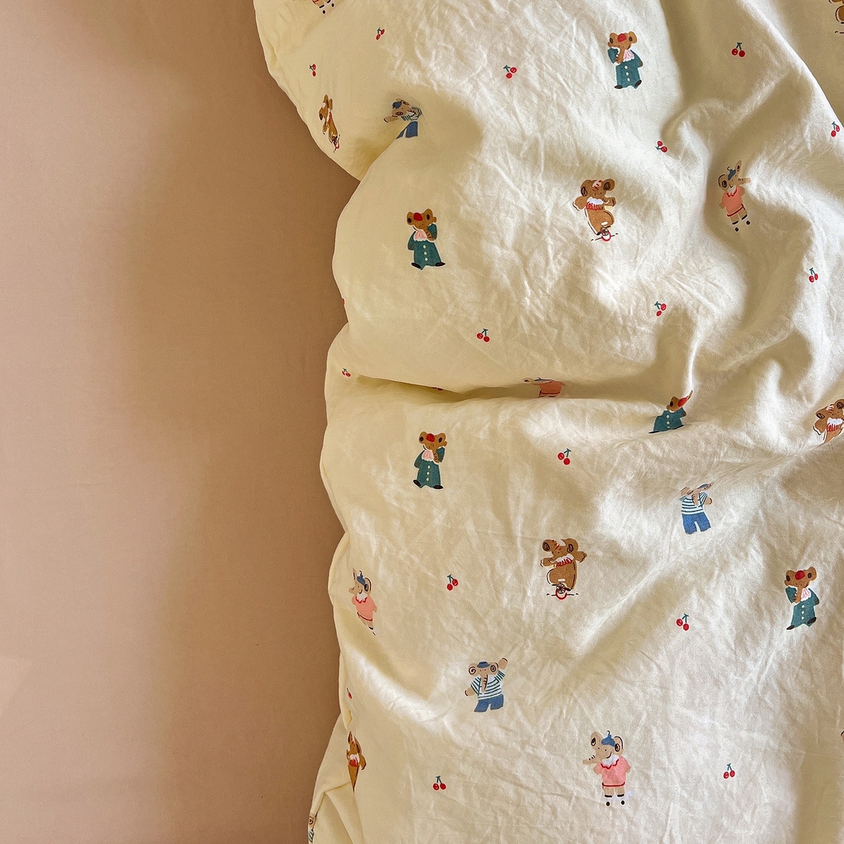 91家纺网 家纺一手货源 找家纺 暖芯优选 2025新款加厚爆款小布袋韩国古法水洗棉床单学生三件套床笠款四件套 小熊布语