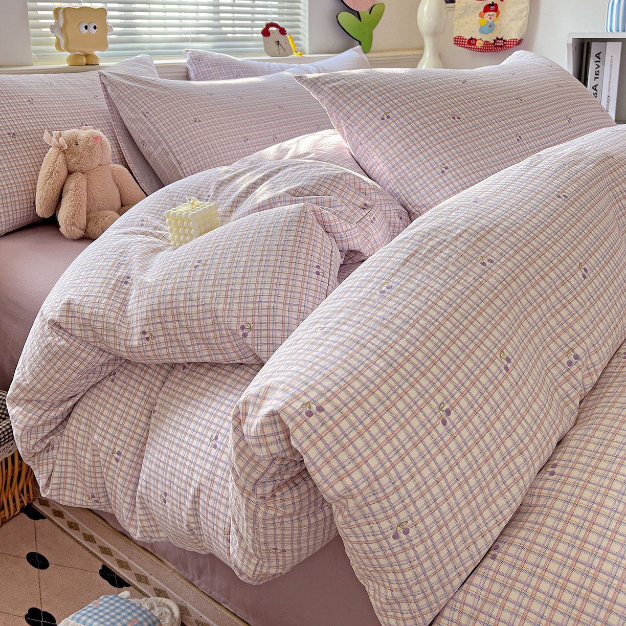 91家纺网 家纺一手货源 找家纺 暖芯优选 2025新款加厚爆款小布袋韩国古法水洗棉床单学生三件套床笠款四件套 紫格蜜语