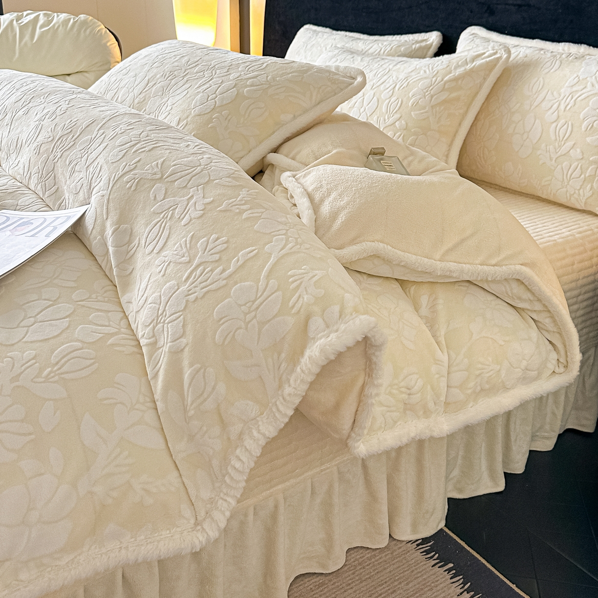 91家纺网 家纺一手货源 找家纺 （总）富米莱（原臻工厂） 2025新款高克重立体雕花牛奶绒四件套