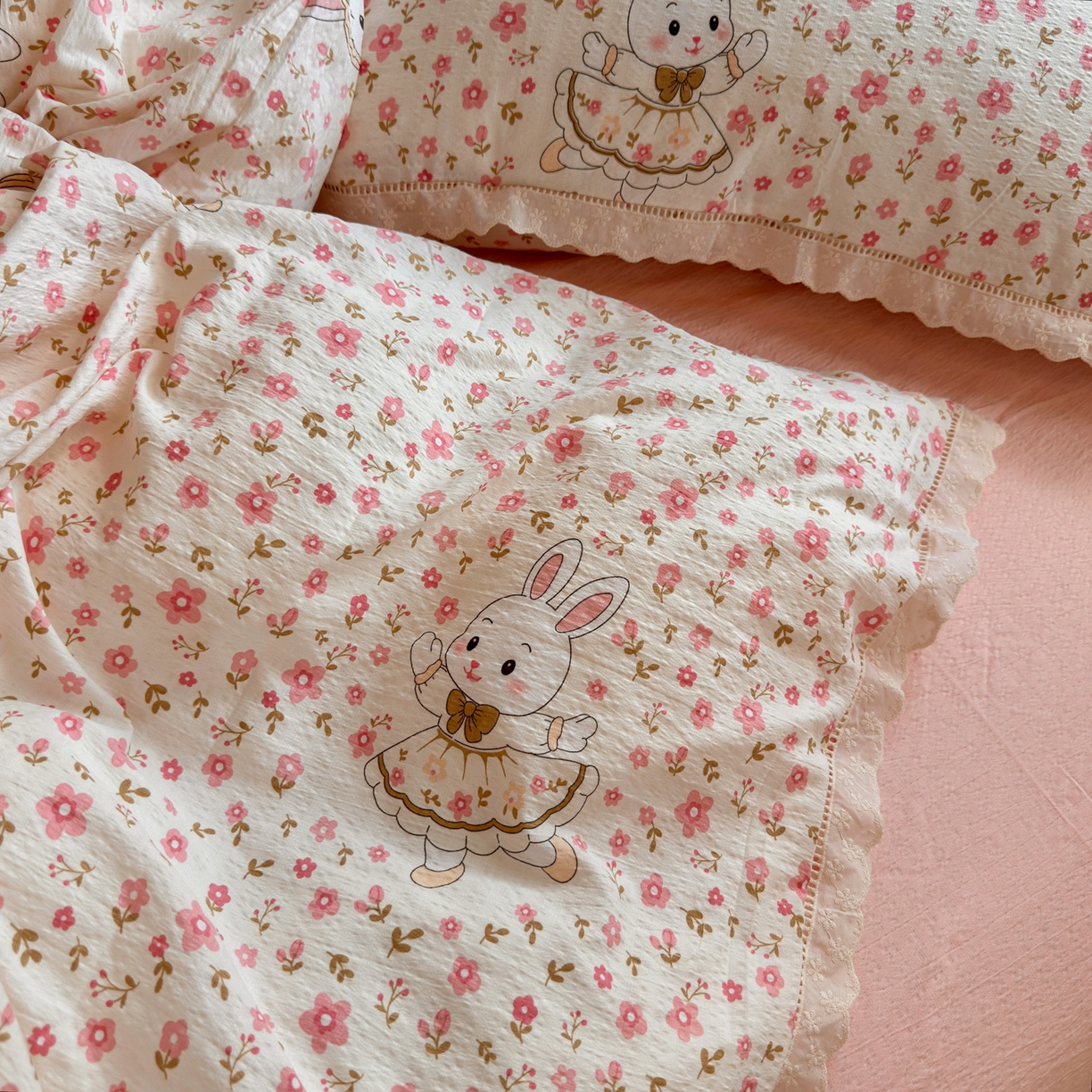 91家纺网 家纺一手货源 找家纺 （总）优卡迪家纺馆 2025新款A类全棉镂空花边皱皱棉双层纱四件套