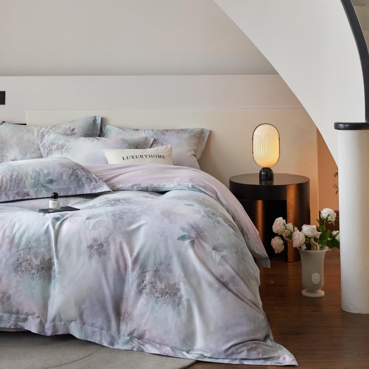 涵宸家纺 2025新款50S全棉磨毛压边款四件套【更多花型 联系商家电话：17798859966 微信同号，网站：www.hanchenjf.com】 花晨雾（蓝）