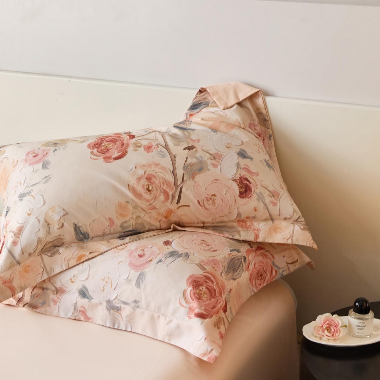 91家纺网 家纺一手货源 找家纺 涵宸家纺 2025新款50S全棉磨毛压边款四件套【更多花型 联系商家电话：17798859966 微信同号，网站：www.hanchenjf.com】 花沁（粉）