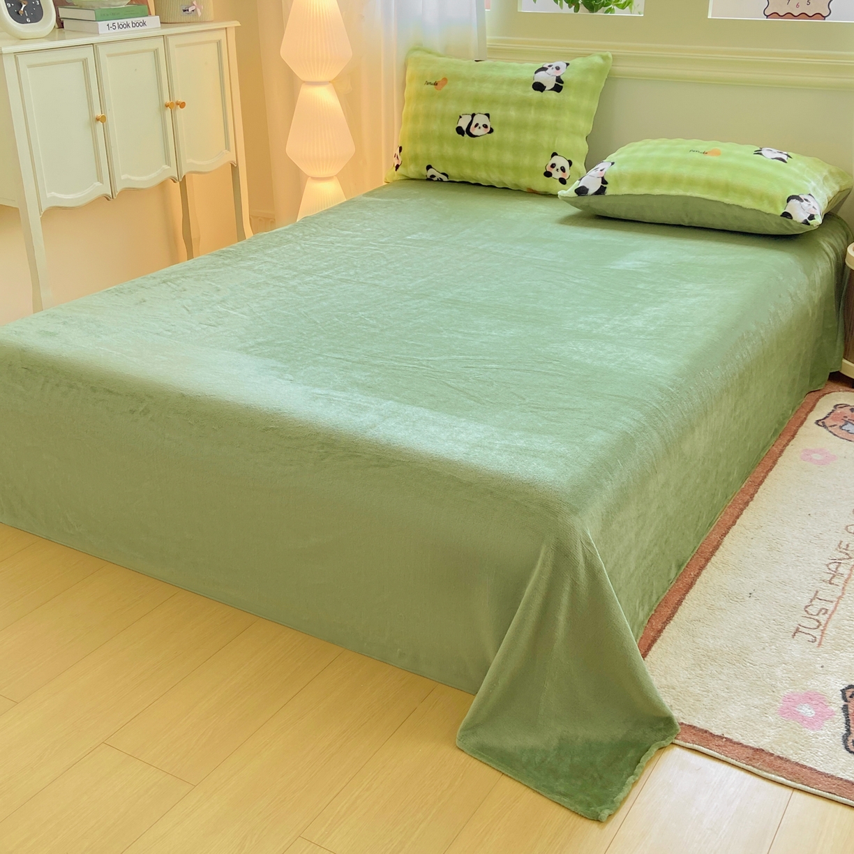 91家纺网 家纺一手货源 找家纺 耐思家纺 2025新款泡泡牛奶绒印花四件套系列 泡泡-熊猫宝贝