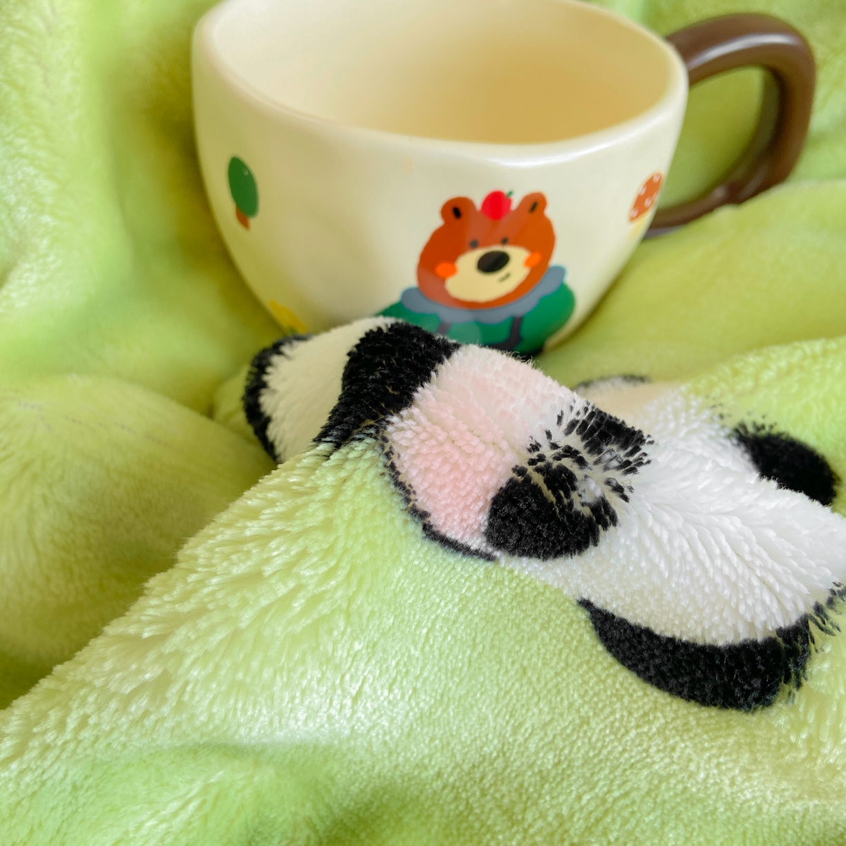 91家纺网 家纺一手货源 找家纺 耐思家纺 2025新款泡泡牛奶绒印花四件套系列 泡泡-熊猫宝贝