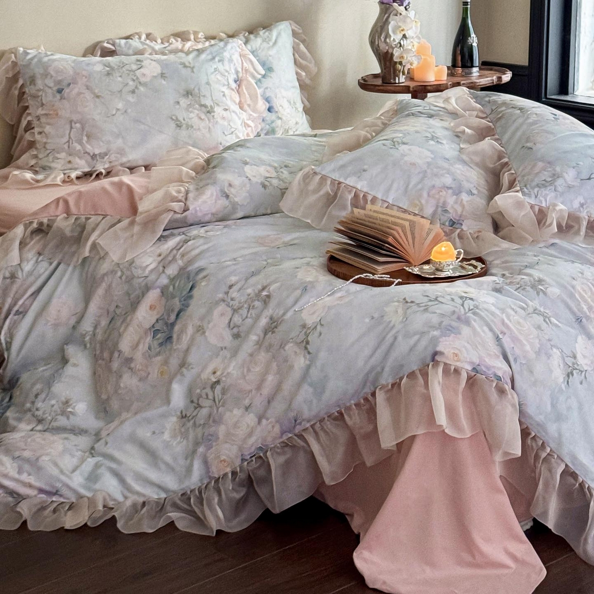 91家纺网 家纺一手货源 找家纺 涵宸家纺 2025新款50S全棉磨毛花边四件套【更多花型联系商家电话：17798859966 微信同号，网站：www.hanchenjf.com】 花边-玫瑰庄园