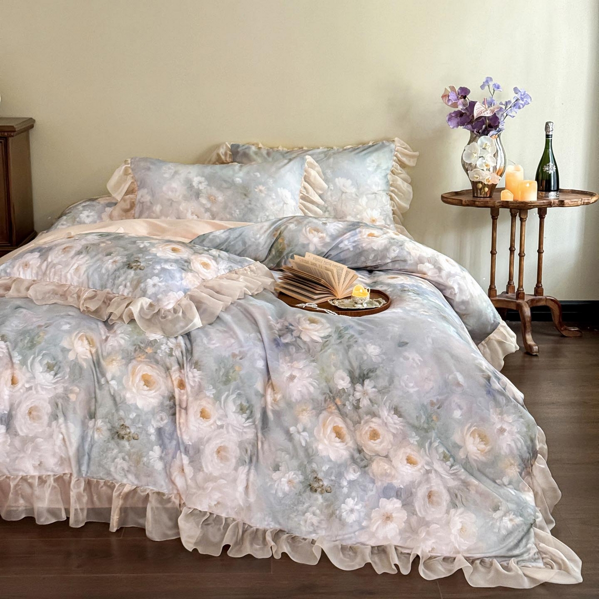 91家纺网 家纺一手货源 找家纺 涵宸家纺 2025新款50S全棉磨毛花边四件套【更多花型联系商家电话：17798859966 微信同号，网站：www.hanchenjf.com】 花边-蔷薇晨露