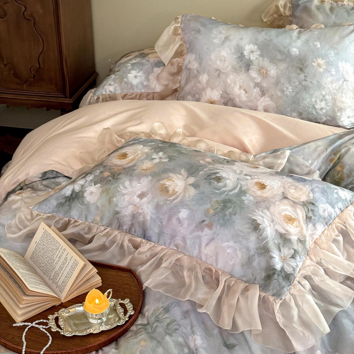 91家纺网 家纺一手货源 找家纺 涵宸家纺 2025新款50S全棉磨毛花边四件套【更多花型联系商家电话：17798859966 微信同号，网站：www.hanchenjf.com】 花边-蔷薇晨露