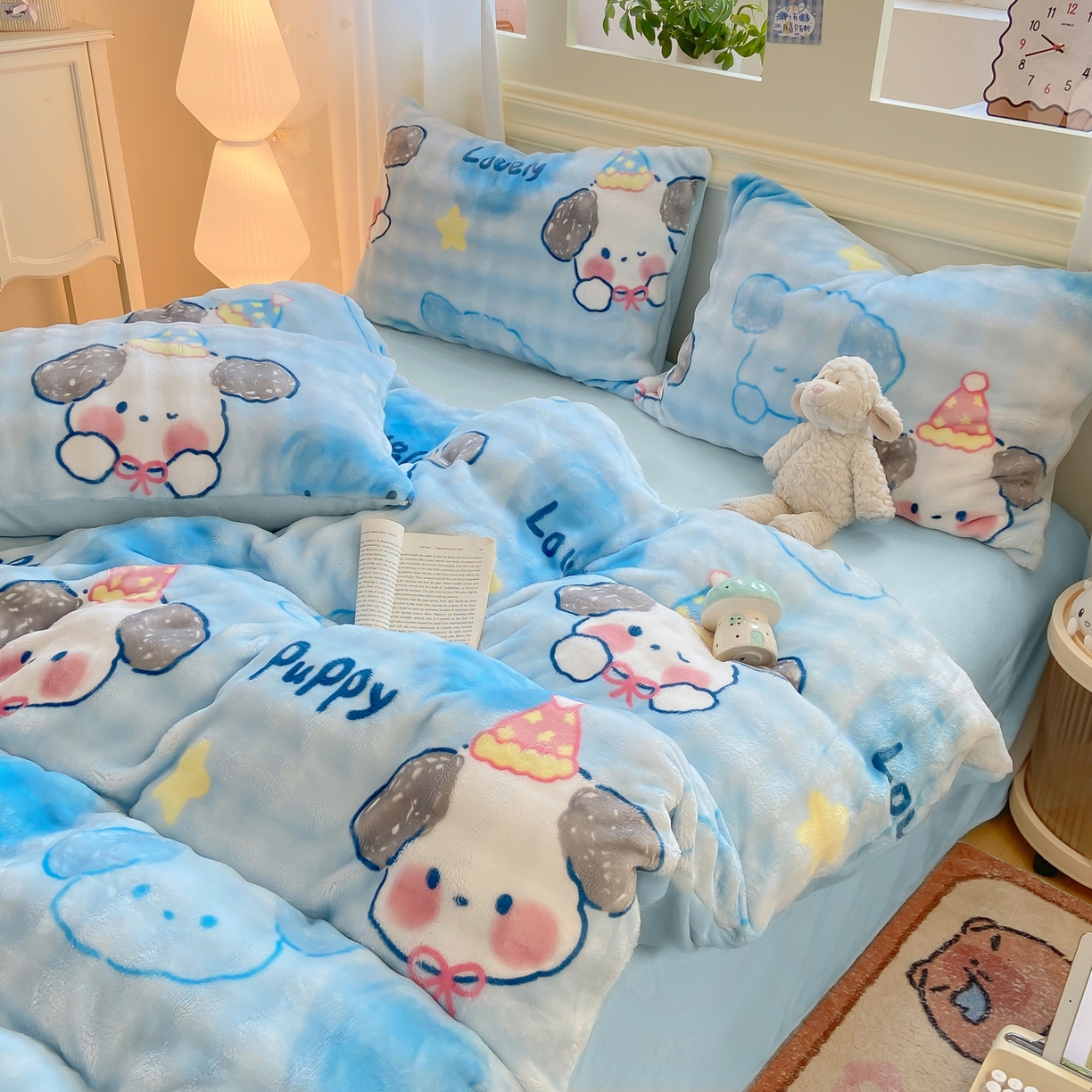 91家纺网 家纺一手货源 找家纺 耐思家纺 2025新款泡泡牛奶绒印花四件套系列 泡泡-蓝心萌宠