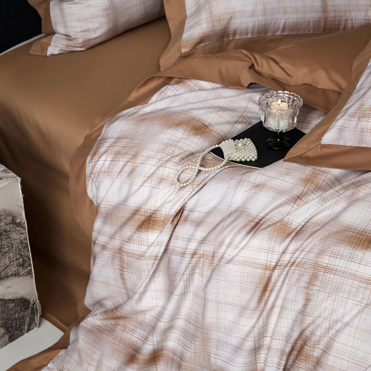 91家纺网 家纺一手货源 找家纺 涵宸家纺 2025新款50S全棉磨毛拼角款四件套【更多花型 联系商家电话：17798859966 微信同号，网站：www.hanchenjf.com】 格雅（桔）