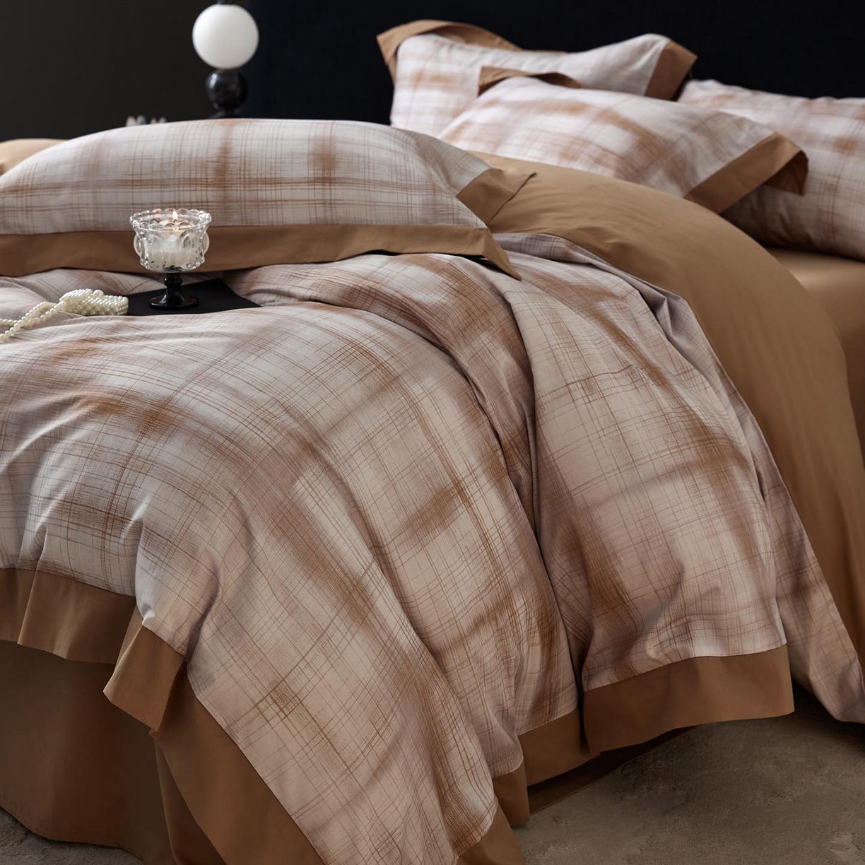 91家纺网 家纺一手货源 找家纺 涵宸家纺 2025新款50S全棉磨毛拼角款四件套【更多花型 联系商家电话：17798859966 微信同号，网站：www.hanchenjf.com】 格雅（桔）