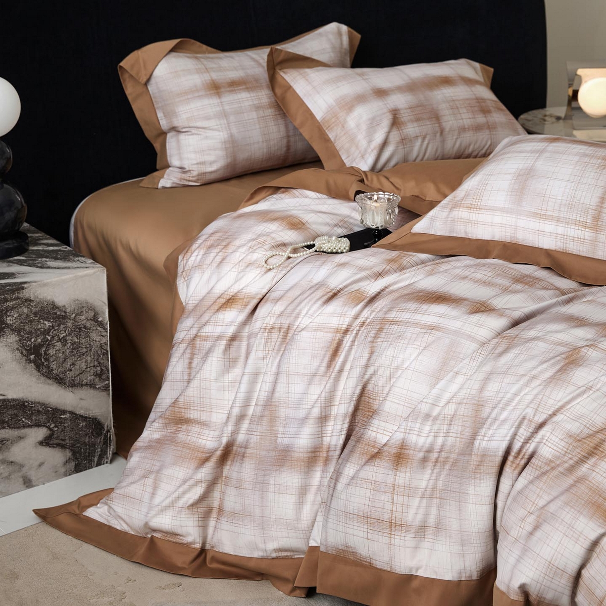 91家纺网 家纺一手货源 找家纺 涵宸家纺 2025新款50S全棉磨毛拼角款四件套【更多花型 联系商家电话：17798859966 微信同号，网站：www.hanchenjf.com】 格雅（桔）