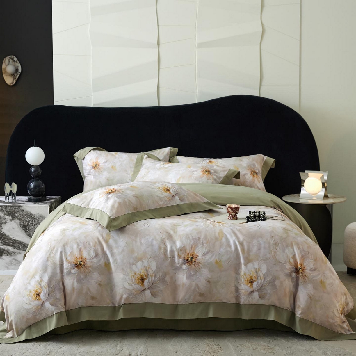 91家纺网 家纺一手货源 找家纺 涵宸家纺 2025新款50S全棉磨毛拼角款四件套【更多花型 联系商家电话：17798859966 微信同号，网站：www.hanchenjf.com】 清影华韵（灰）