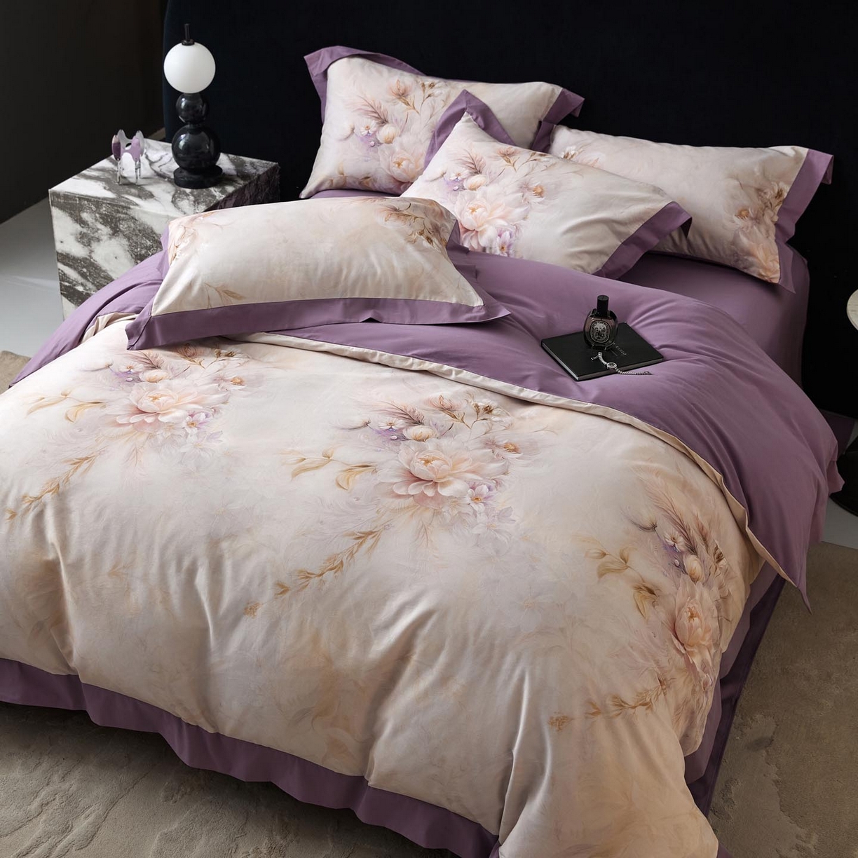 91家纺网 家纺一手货源 找家纺 涵宸家纺 2025新款50S全棉磨毛拼角款四件套【更多花型 联系商家电话：17798859966 微信同号，网站：www.hanchenjf.com】 漾花（粉）