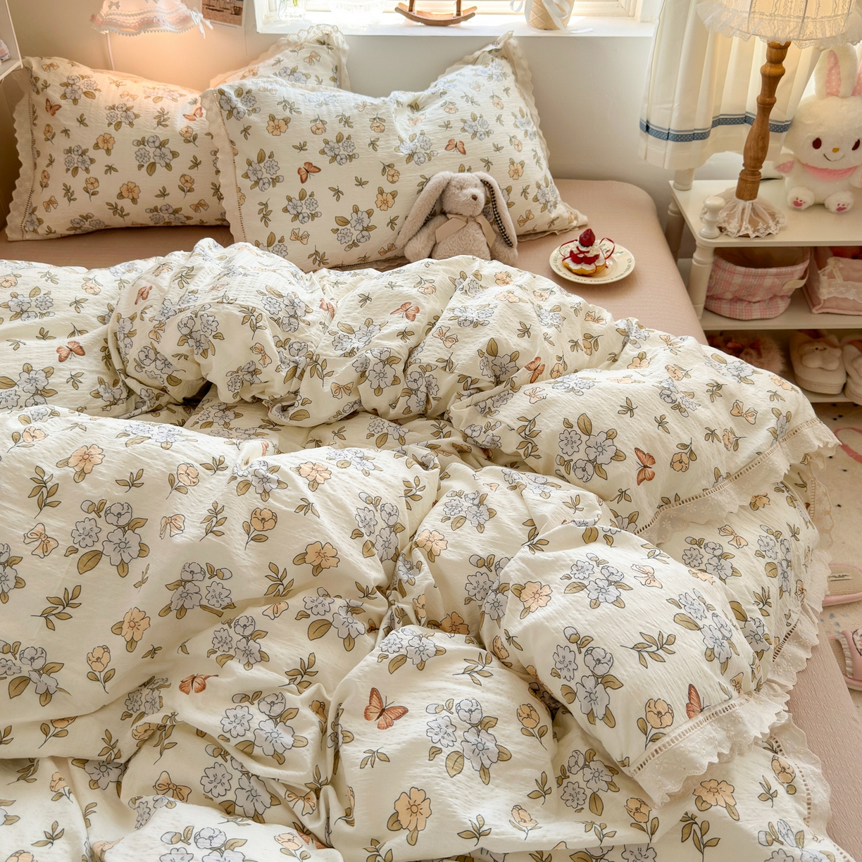 91家纺网 家纺一手货源 找家纺 优卡迪家纺馆 2025新款A类全棉镂空花边皱皱棉双层纱四件套 繁花