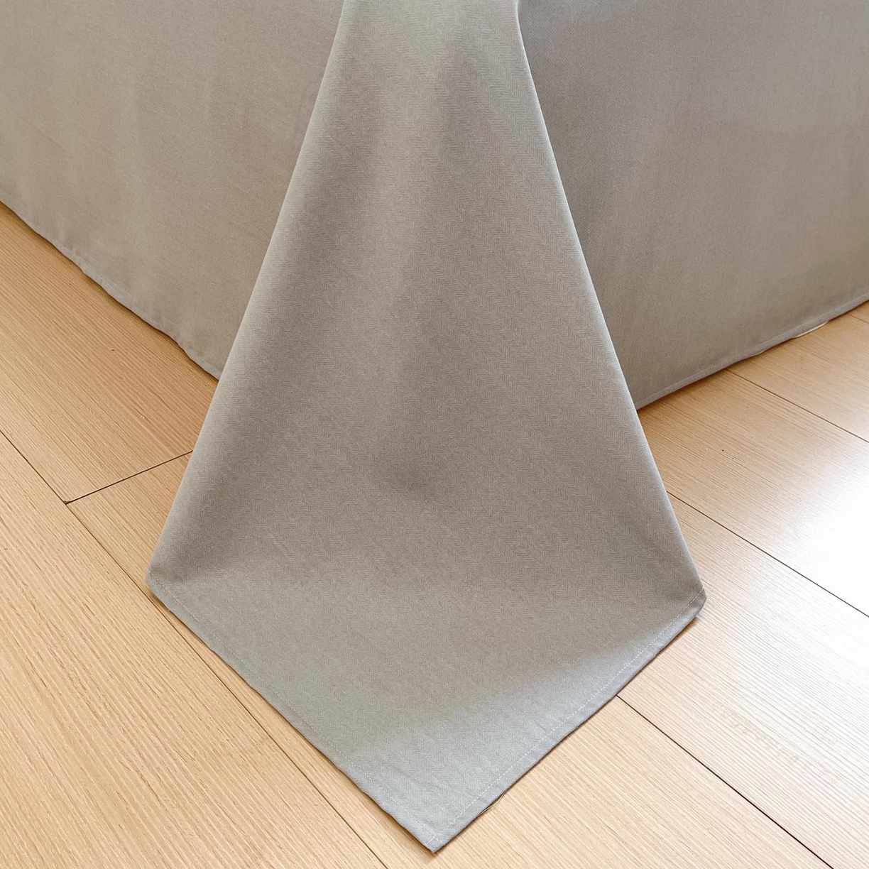 91家纺网 家纺一手货源 找家纺 涵宸家纺 2025新款原棉加厚磨毛印花四件套 光隙