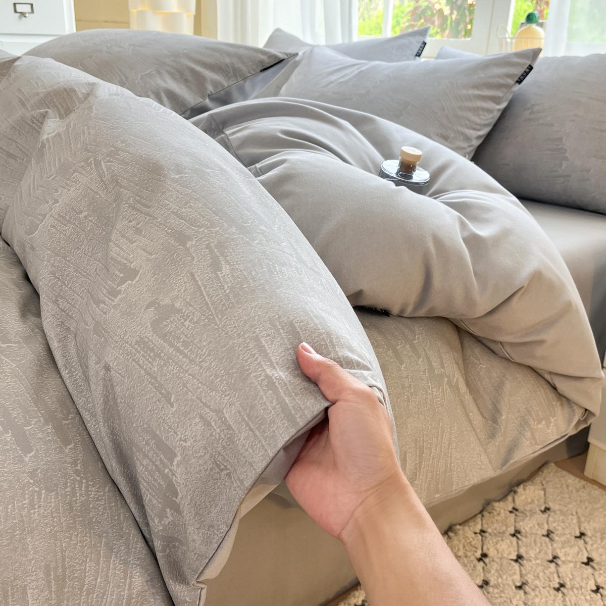 91家纺网 家纺一手货源 找家纺 涵宸家纺 2025新款原棉加厚磨毛印花四件套 光隙