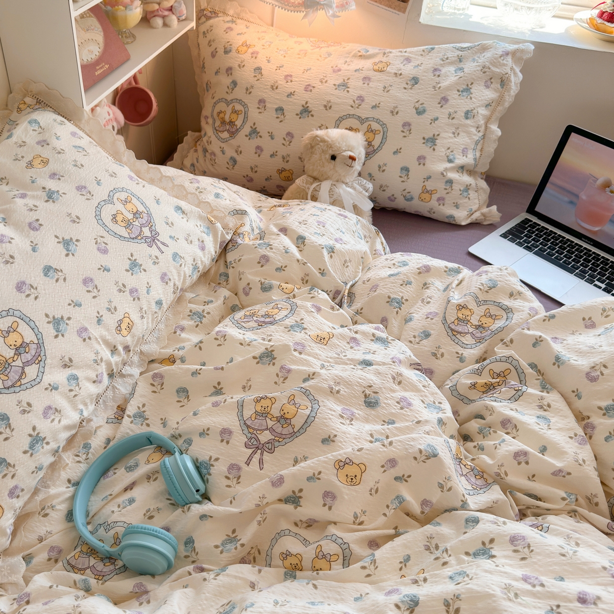 91家纺网 家纺一手货源 找家纺 优卡迪家纺馆 2025新款A类全棉镂空花边皱皱棉双层纱四件套 花香浮梦