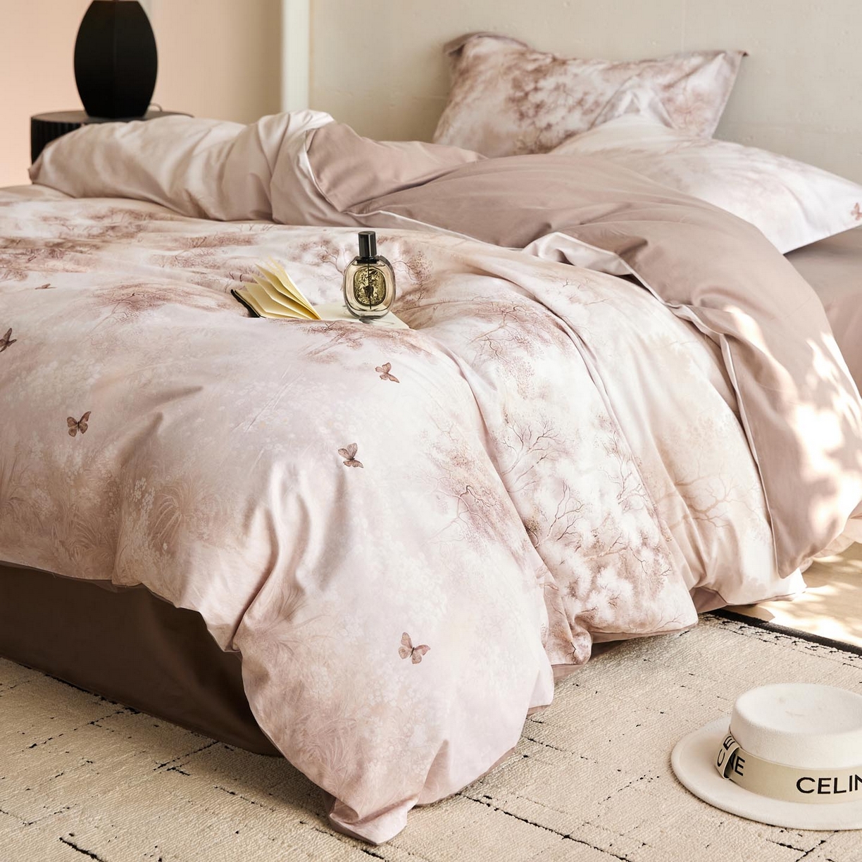 91家纺网 家纺一手货源 找家纺 （总）涵宸家纺 2025新款50S磨毛基础款四件套【更多花型 联系商家电话：17798859966 微信同号，网站：www.hanchenjf.com】