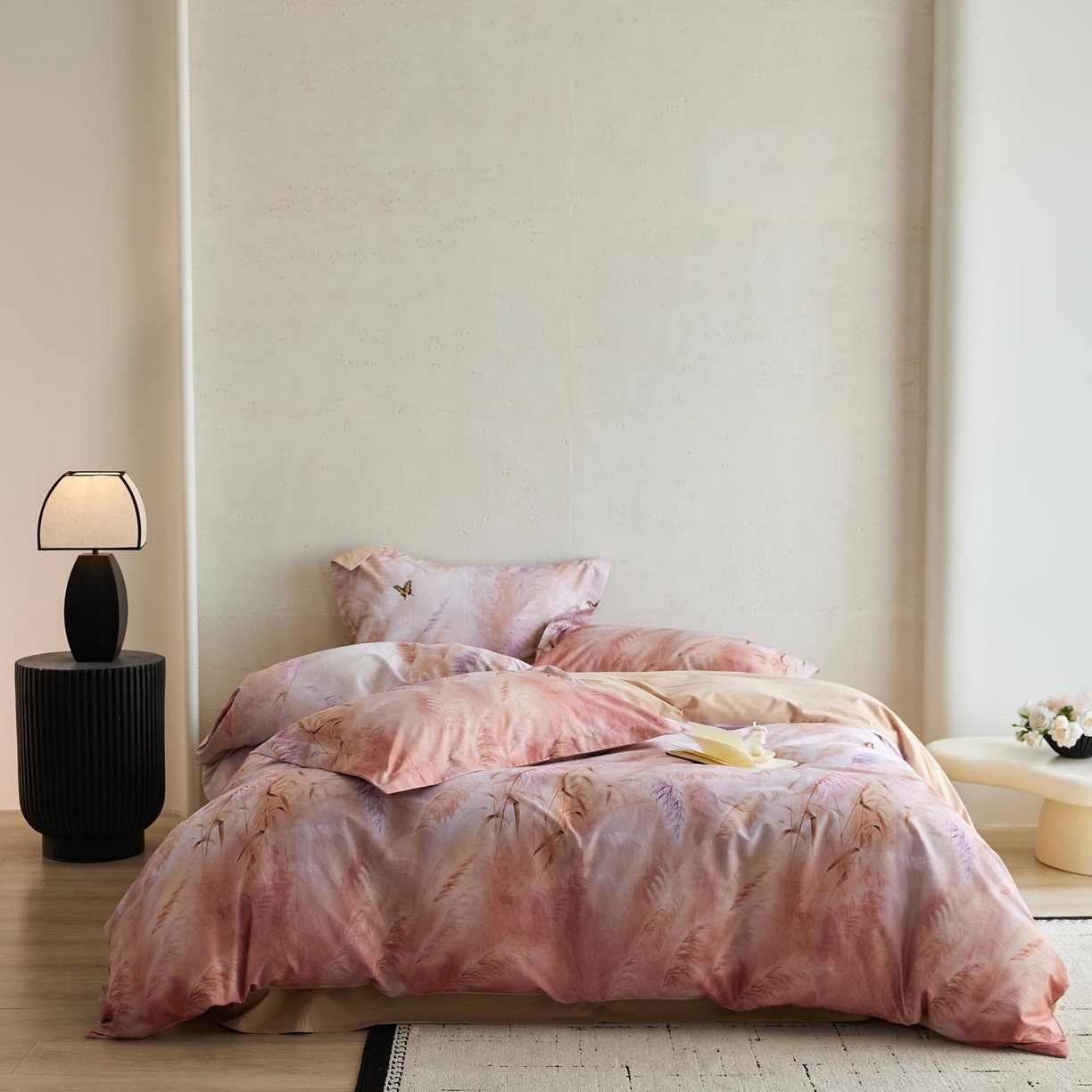 91家纺网 家纺一手货源 找家纺 涵宸家纺 2025新款50S磨毛基础款四件套【更多花型 联系商家电话：17798859966 微信同号，网站：www.hanchenjf.com】 黛芙妮（粉）