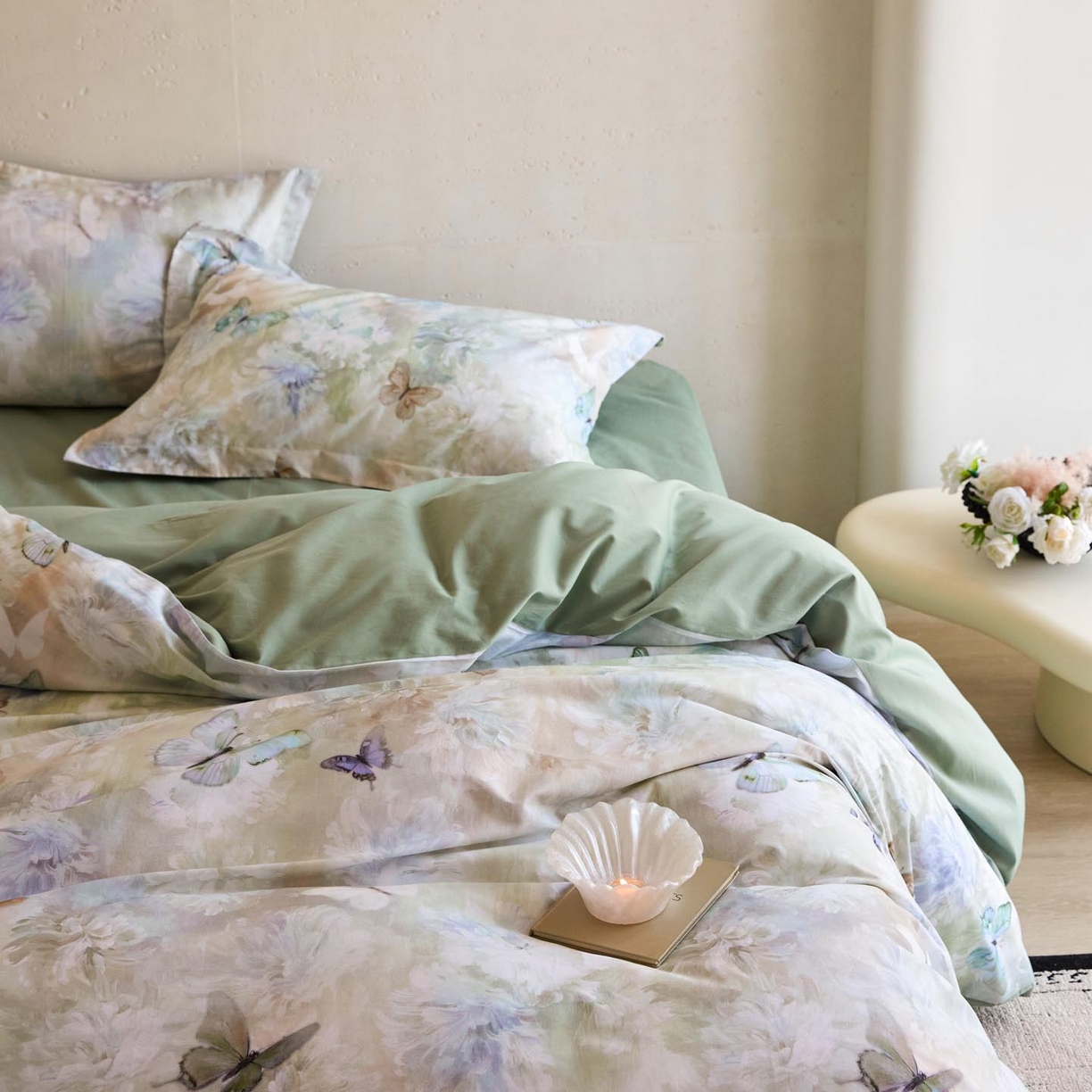 91家纺网 家纺一手货源 找家纺 涵宸家纺 2025新款50S磨毛基础款四件套【更多花型 联系商家电话：17798859966 微信同号，网站：www.hanchenjf.com】 蝶衣舞（兰）