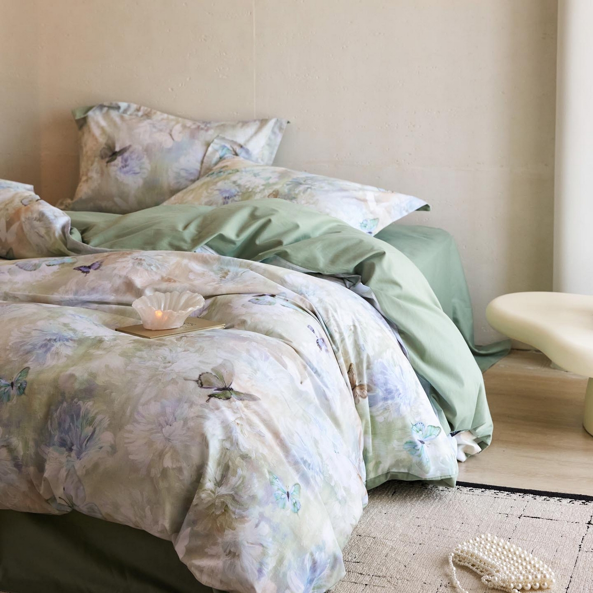 91家纺网 家纺一手货源 找家纺 涵宸家纺 2025新款50S磨毛基础款四件套【更多花型 联系商家电话：17798859966 微信同号，网站：www.hanchenjf.com】 蝶衣舞（兰）