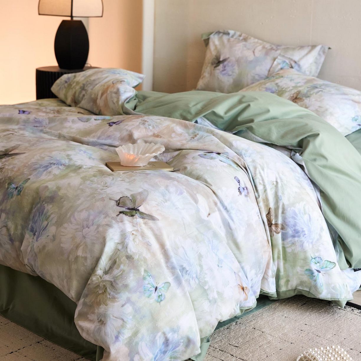 91家纺网 家纺一手货源 找家纺 涵宸家纺 2025新款50S磨毛基础款四件套【更多花型 联系商家电话：17798859966 微信同号，网站：www.hanchenjf.com】 蝶衣舞（兰）