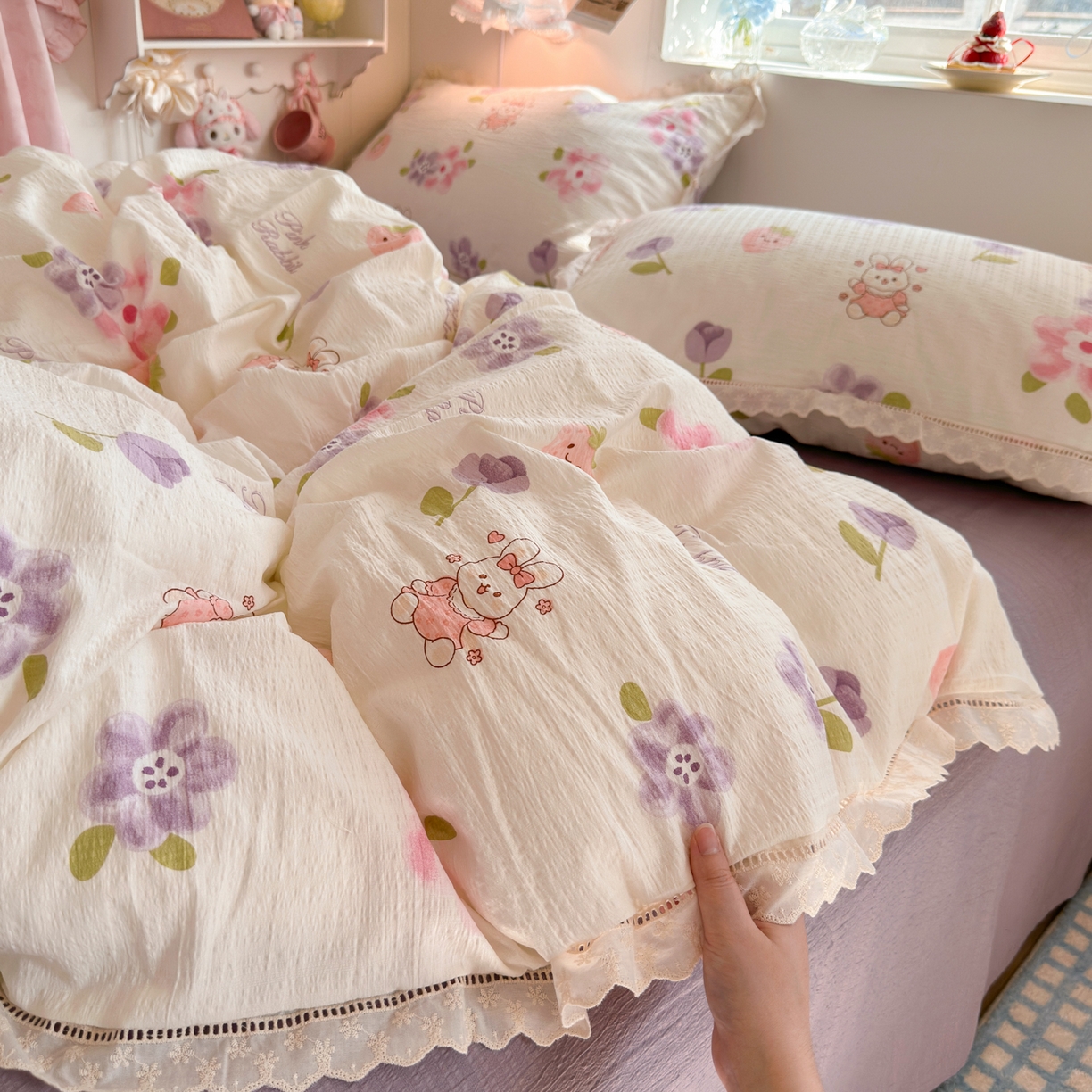 91家纺网 家纺一手货源 找家纺 优卡迪家纺馆 2025新款A类全棉镂空花边皱皱棉双层纱四件套 盛夏