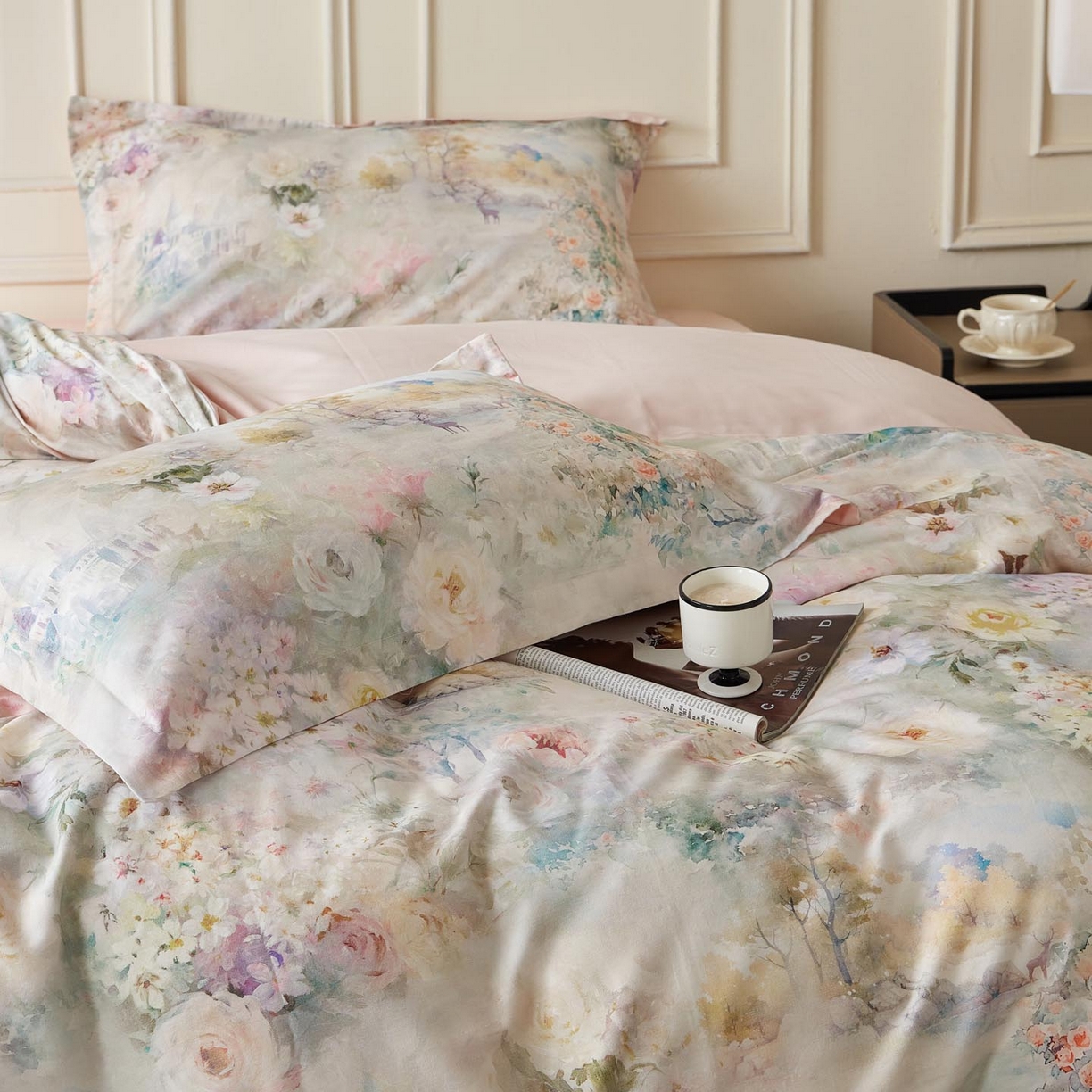 91家纺网 家纺一手货源 找家纺 涵宸家纺 2025新款50S磨毛基础款四件套【更多花型 联系商家电话：17798859966 微信同号，网站：www.hanchenjf.com】 林深见鹿（绿）