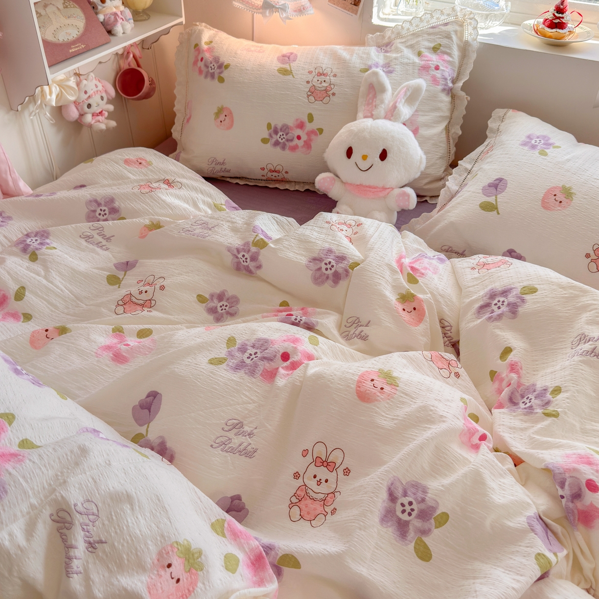 91家纺网 家纺一手货源 找家纺 优卡迪家纺馆 2025新款A类全棉镂空花边皱皱棉双层纱四件套 盛夏