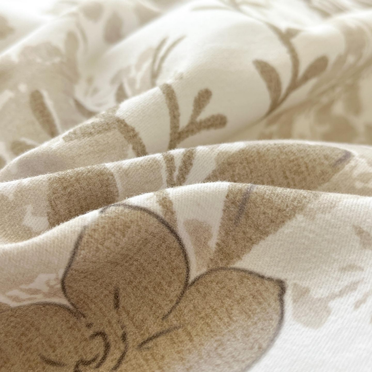 91家纺网 家纺一手货源 找家纺 涵宸家纺 2025新款原棉加厚磨毛印花四件套 魅影