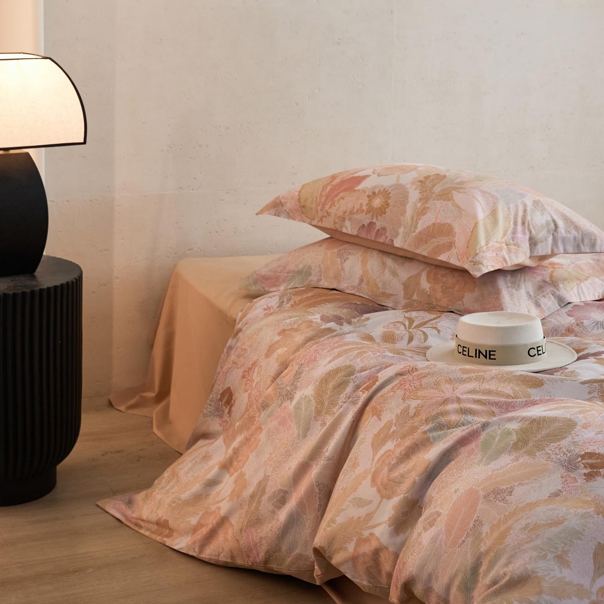 91家纺网 家纺一手货源 找家纺 涵宸家纺 2025新款50S磨毛基础款四件套【更多花型 联系商家电话：17798859966 微信同号，网站：www.hanchenjf.com】 美洛迪（黄）