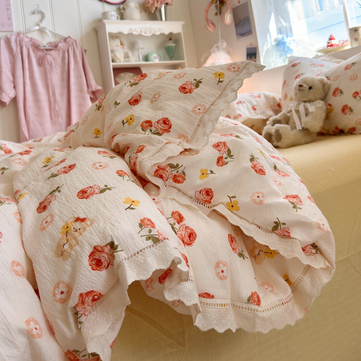 91家纺网 家纺一手货源 找家纺 优卡迪家纺馆 2025新款A类全棉镂空花边皱皱棉双层纱四件套 晚晴