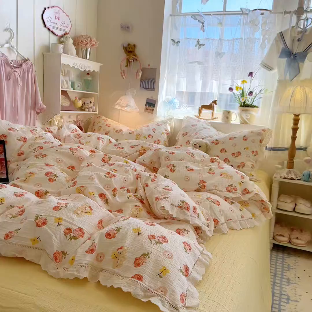 91家纺网 家纺一手货源 找家纺 优卡迪家纺馆 2025新款A类全棉镂空花边皱皱棉双层纱四件套 晚晴