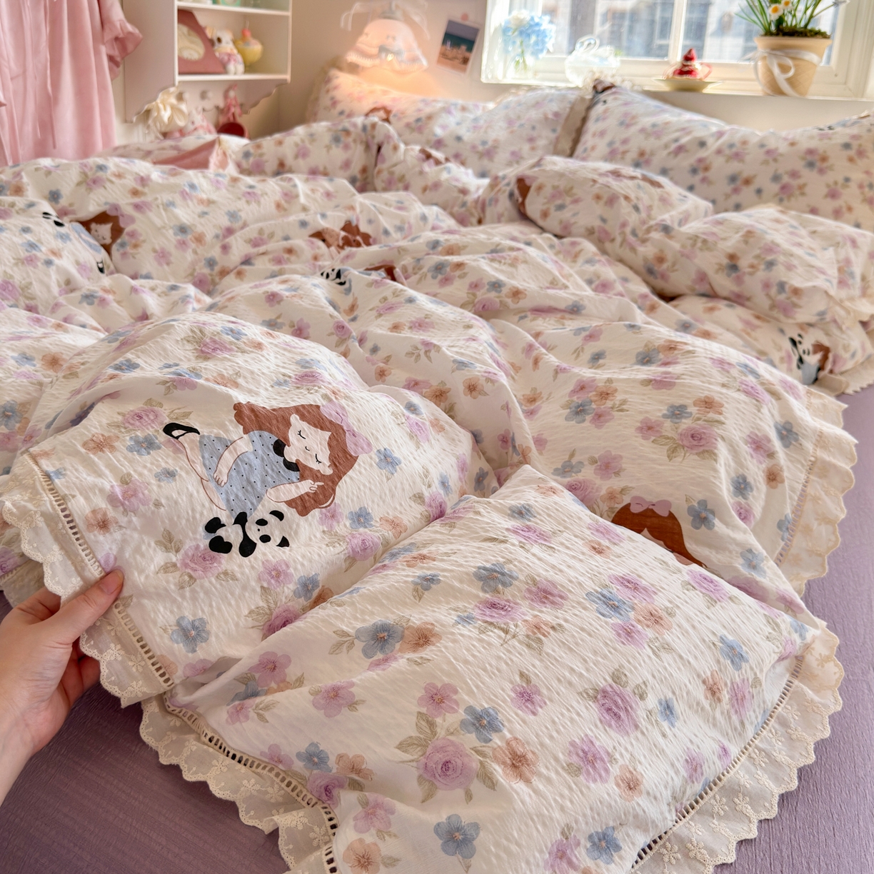 91家纺网 家纺一手货源 找家纺 优卡迪家纺馆 2025新款A类全棉镂空花边皱皱棉双层纱四件套 长相思