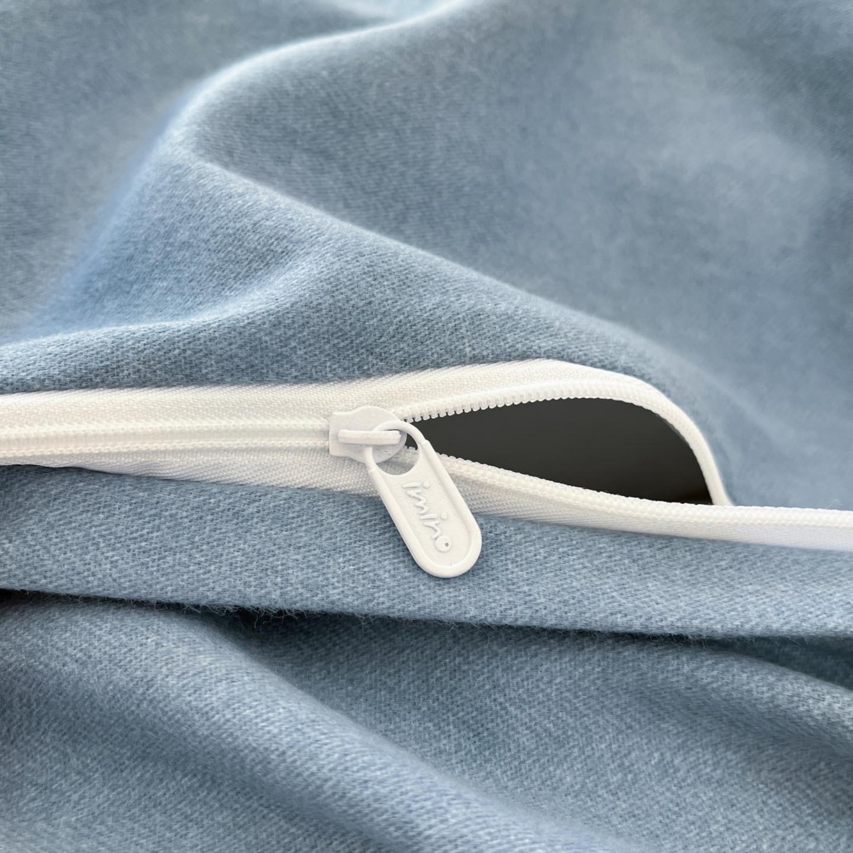 91家纺网 家纺一手货源 找家纺 涵宸家纺 2025新款原棉加厚磨毛印花四件套 萌兔奇遇