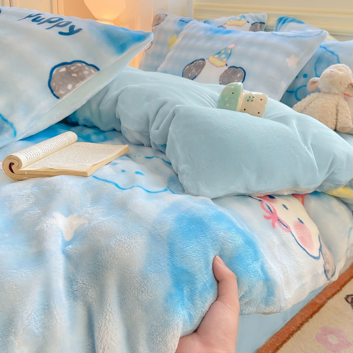 91家纺网 家纺一手货源 找家纺 耐思家纺 2025新款泡泡牛奶绒印花单被套单品被套被套单件 泡泡-蓝心萌宠