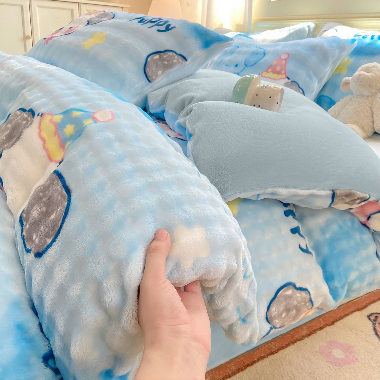 91家纺网 家纺一手货源 找家纺 耐思家纺 2025新款泡泡牛奶绒印花单被套单品被套被套单件 泡泡-蓝心萌宠