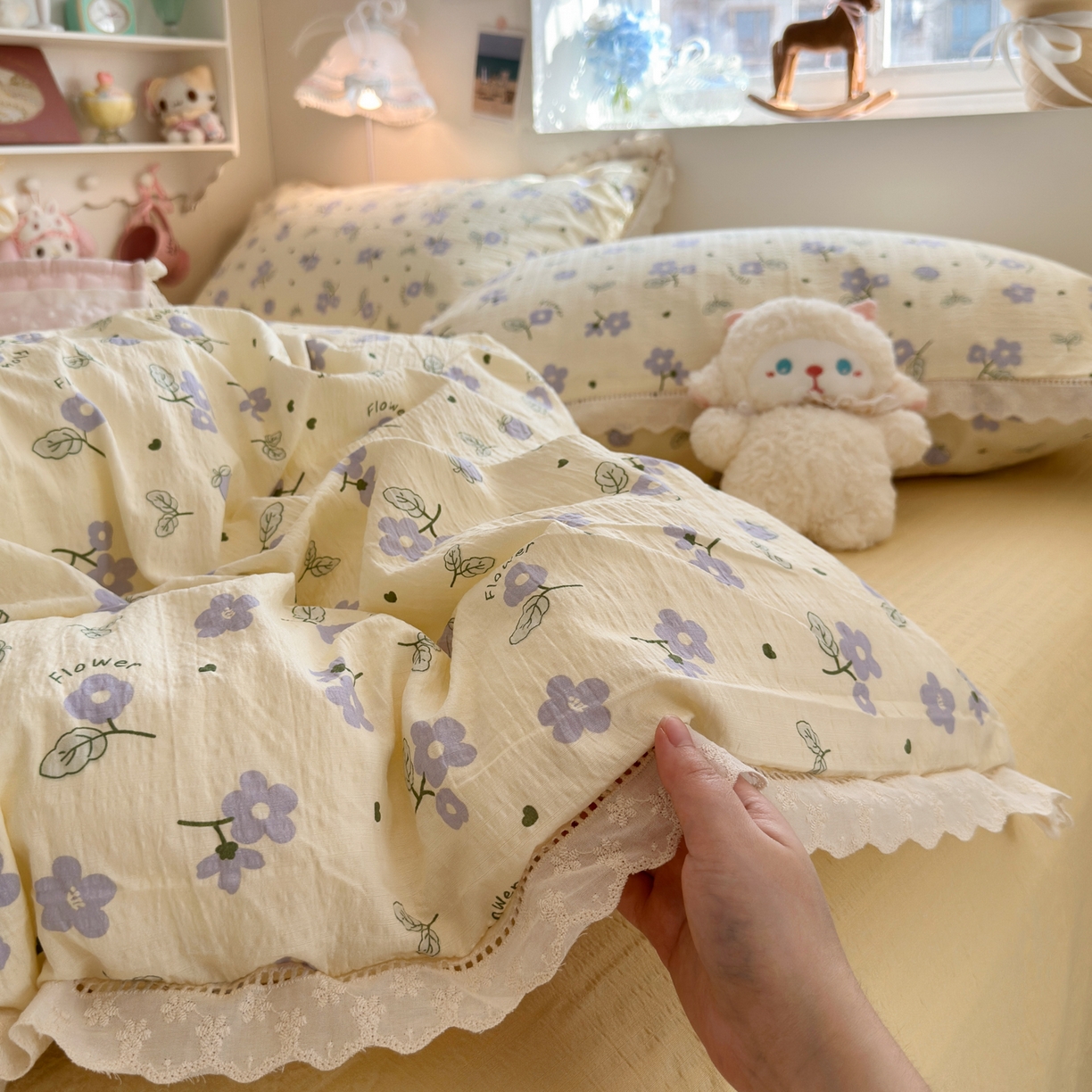 91家纺网 家纺一手货源 找家纺 优卡迪家纺馆 2025新款A类全棉镂空花边皱皱棉双层纱四件套 紫薇