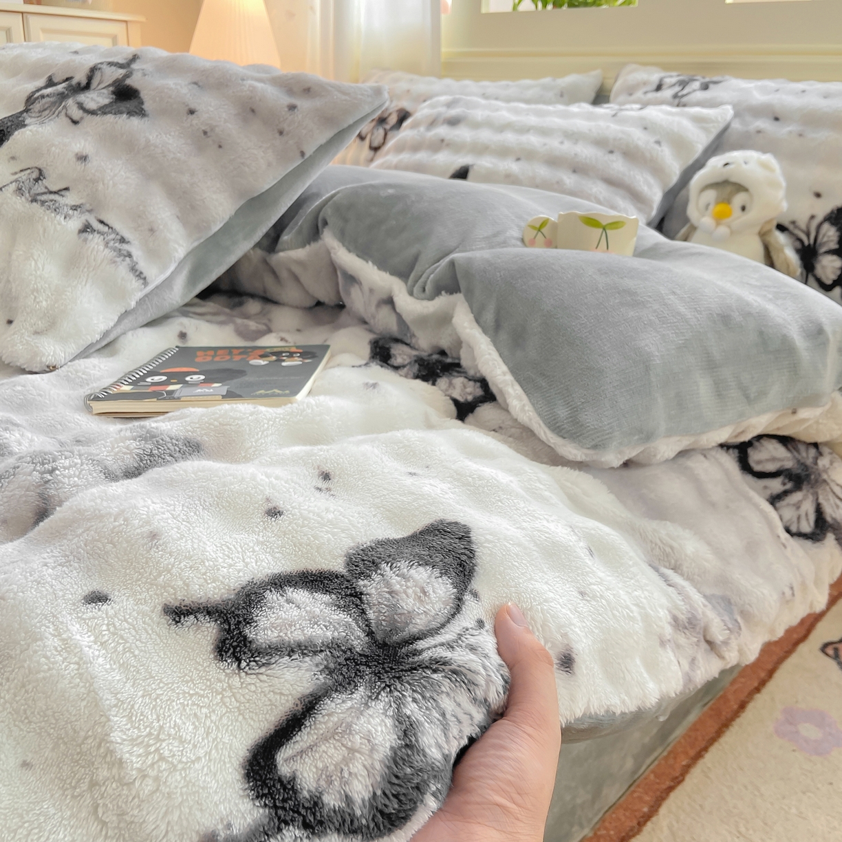 91家纺网 家纺一手货源 找家纺 耐思家纺 2025新款泡泡牛奶绒印花单被套单品被套被套单件 泡泡-蝶舞