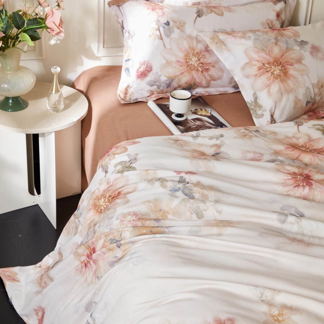 91家纺网 家纺一手货源 找家纺 涵宸家纺 2025新款50S磨毛基础款四件套【更多花型 联系商家电话：17798859966 微信同号，网站：www.hanchenjf.com】 婉澄（粉）