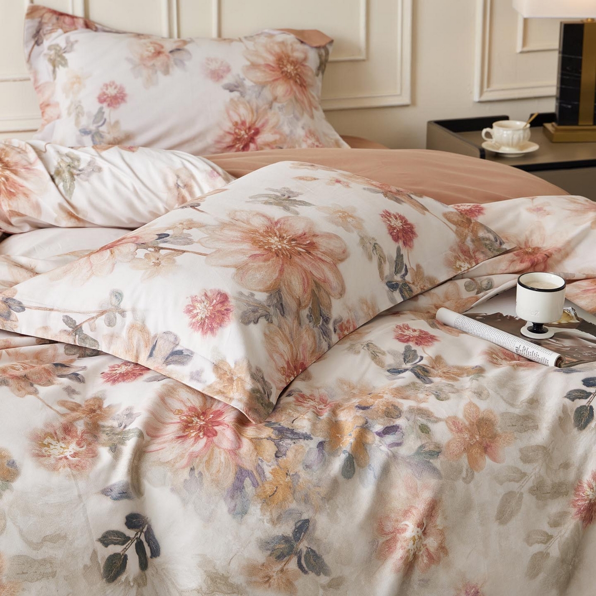 91家纺网 家纺一手货源 找家纺 涵宸家纺 2025新款50S磨毛基础款四件套【更多花型 联系商家电话：17798859966 微信同号，网站：www.hanchenjf.com】 婉澄（粉）