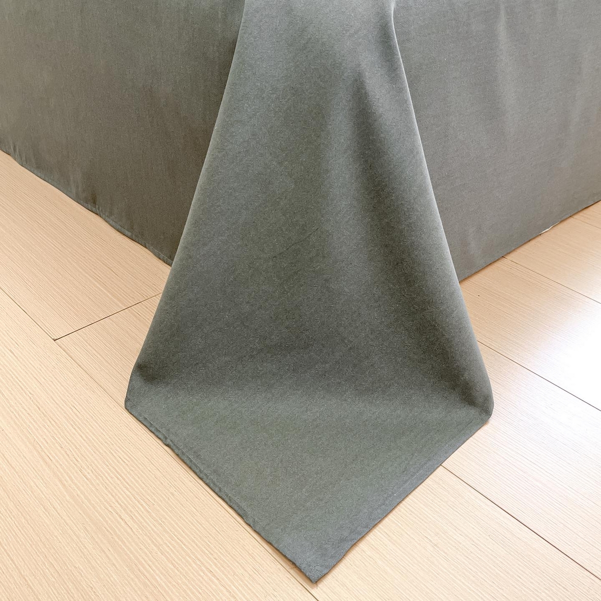 91家纺网 家纺一手货源 找家纺 涵宸家纺 2025新款原棉加厚磨毛印花四件套 片刻