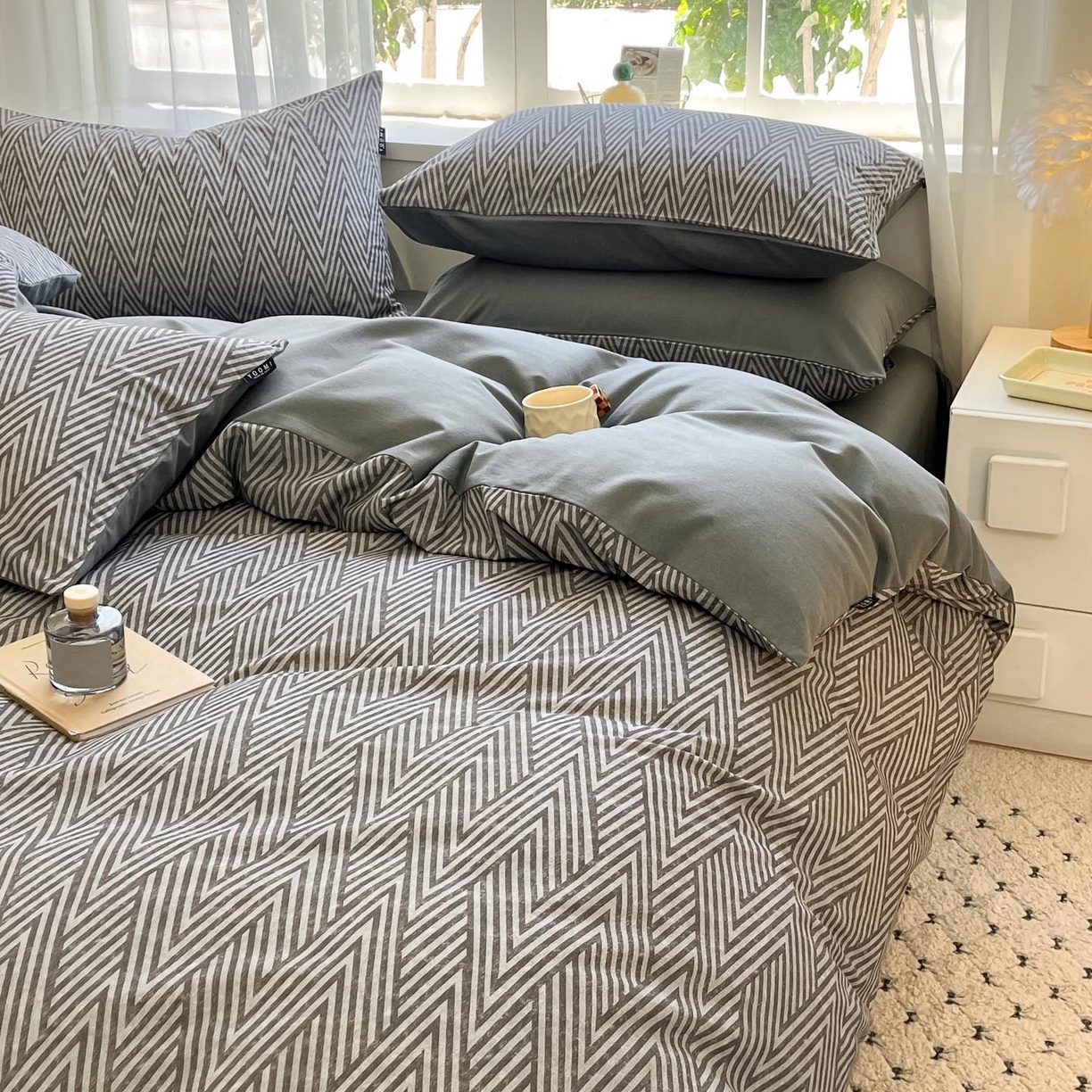 91家纺网 家纺一手货源 找家纺 涵宸家纺 2025新款原棉加厚磨毛印花四件套 片刻