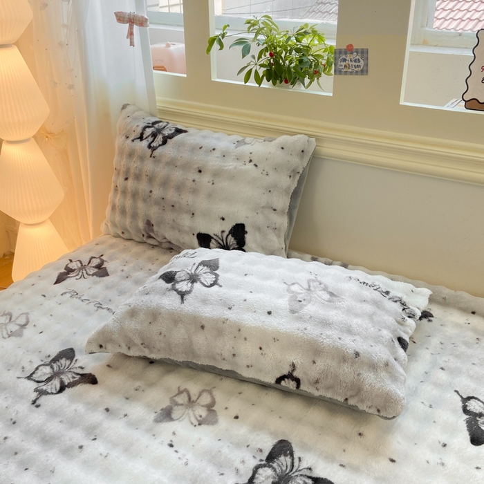 91家纺网 家纺一手货源 找家纺 （总）耐思家纺 2025新款泡泡牛奶绒印花单枕套单品枕套枕套单件