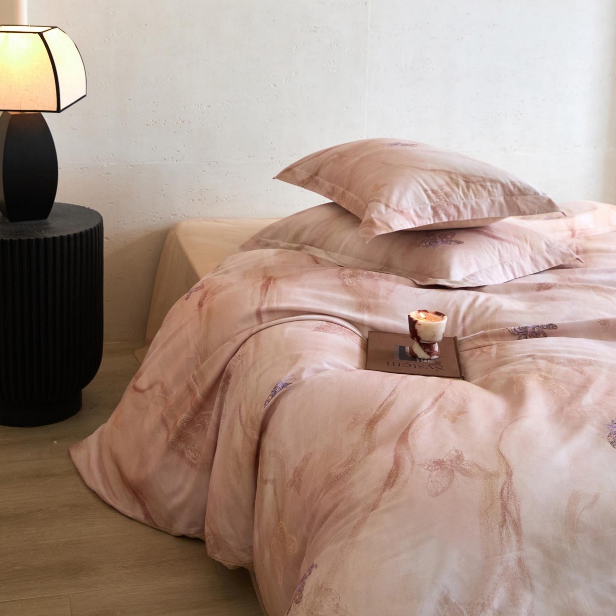 91家纺网 家纺一手货源 找家纺 涵宸家纺 2025新款50S磨毛基础款四件套【更多花型 联系商家电话：17798859966 微信同号，网站：www.hanchenjf.com】 羽蝶(玉)