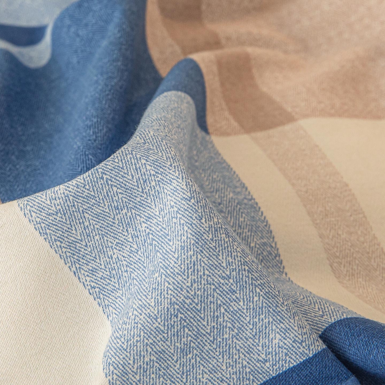 91家纺网 家纺一手货源 找家纺 涵宸家纺 2025新款原棉加厚磨毛印花四件套 普罗旺斯