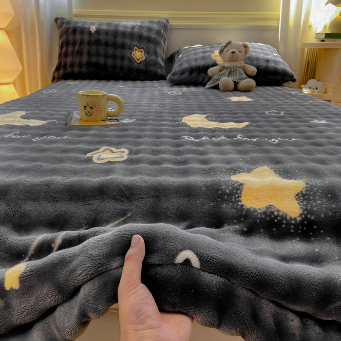 91家纺网 家纺一手货源 找家纺 耐思家纺 2025新款泡泡牛奶绒印花单床单单品床单床单单件 泡泡-星空