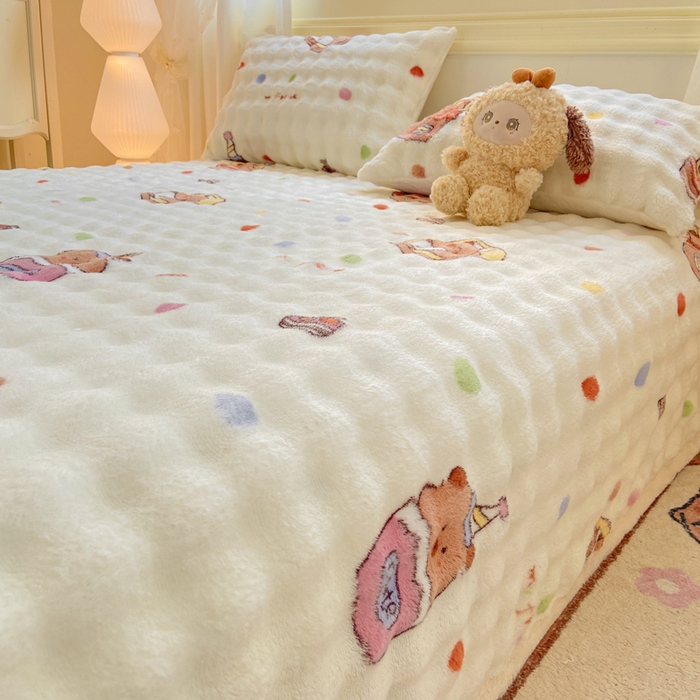 91家纺网 家纺一手货源 找家纺 耐思家纺 2025新款泡泡牛奶绒印花单床单单品床单床单单件 泡泡-波点熊